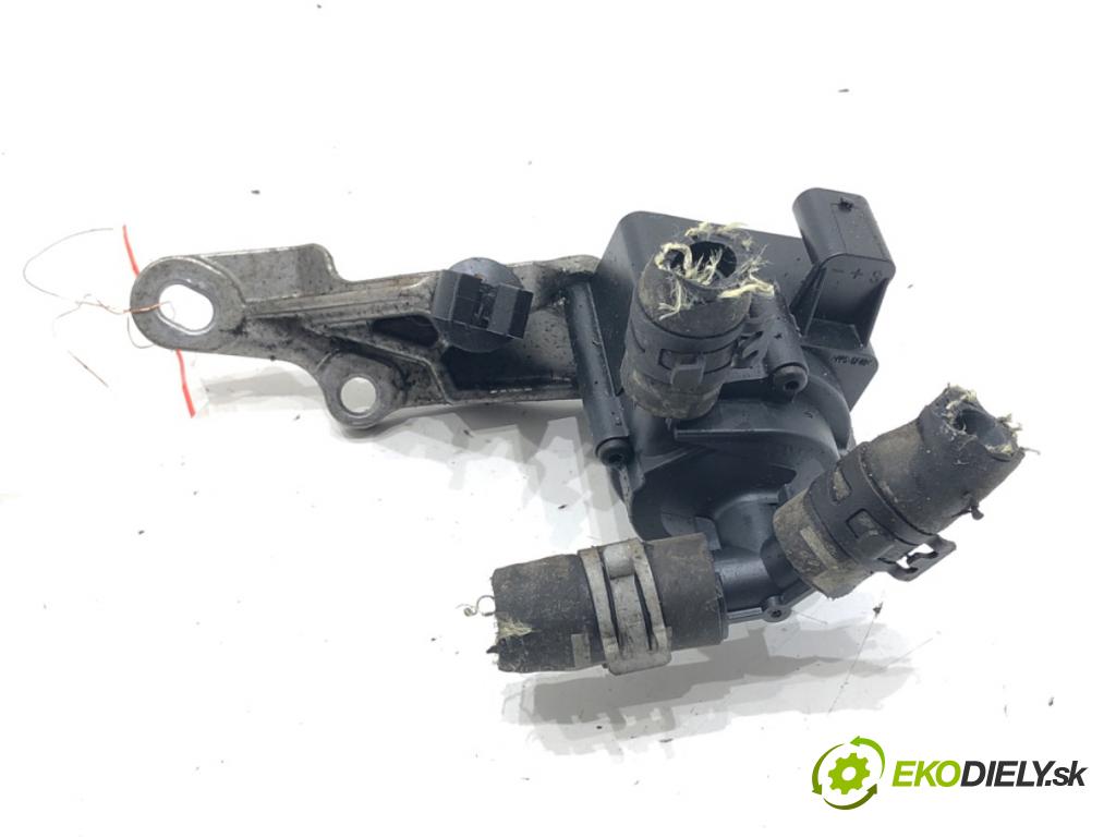 CITROEN C4 CACTUS 2014 - 2022    1.2 THP 110 81 kW [110 KM] benzyna 2014 - 2022  DALŠÍ: Pumpa vody 9815061380 (Vodné pumpy)