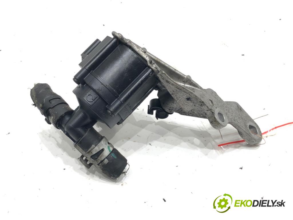 CITROEN C4 CACTUS 2014 - 2022    1.2 THP 110 81 kW [110 KM] benzyna 2014 - 2022  DALŠÍ: Pumpa vody 9815061380 (Vodné pumpy)