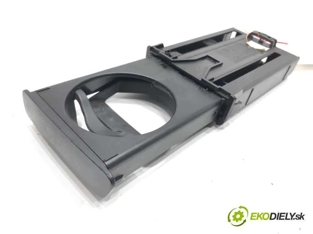 RENAULT LAGUNA III Grandtour (KT0/1) 2007 - 2015    2.0 dCi GT (KT11, KT1E, KT1N) 131 kW [178 KM] olej napędowy 2008 - 2015  Držiak na nápoje  (Úchyty, držiaky na nápoje)