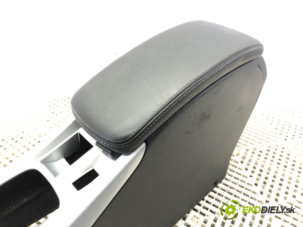 RENAULT LAGUNA III Grandtour (KT0/1) 2007 - 2015    2.0 dCi GT (KT11, KT1E, KT1N) 131 kW [178 KM] olej napędowy 2008 - 2015  Tunel stredový  (Stredový tunel / panel)