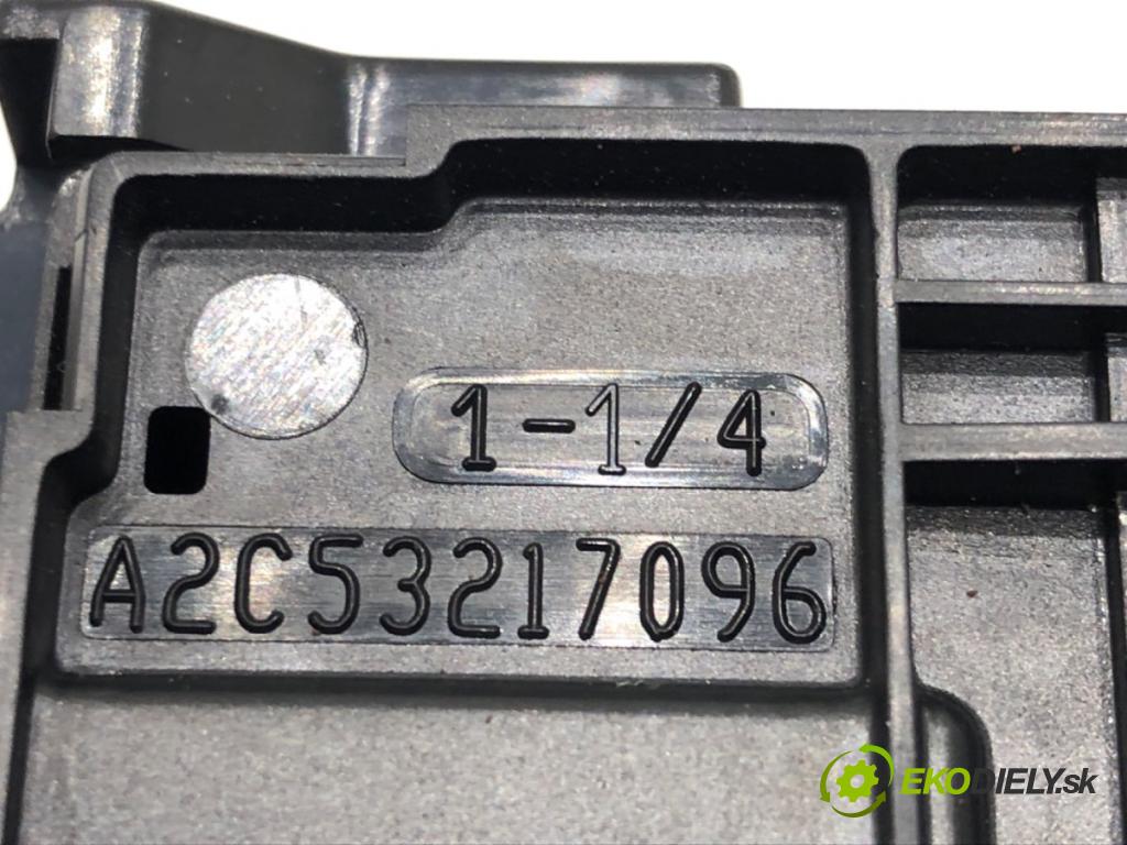 RENAULT LAGUNA III Grandtour (KT0/1) 2007 - 2015    2.0 dCi GT (KT11, KT1E, KT1N) 131 kW [178 KM] olej napędowy 2008 - 2015  spinačka A2C53217096 (Spínacie skrinky a kľúče)