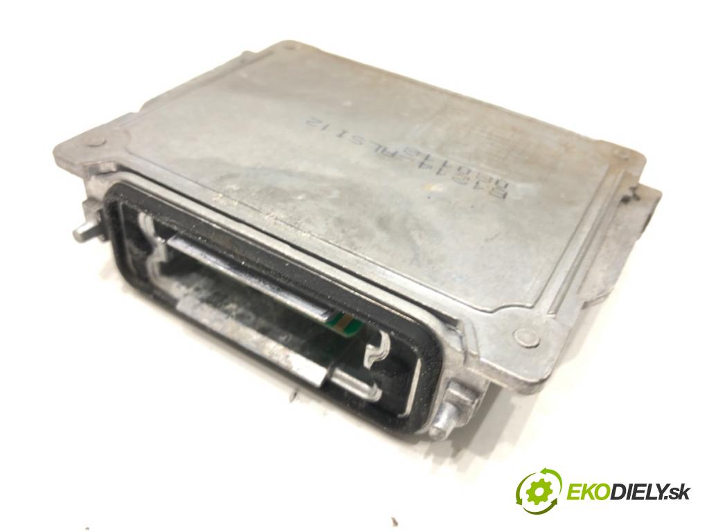 RENAULT LAGUNA III Grandtour (KT0/1) 2007 - 2015    2.0 dCi GT (KT11, KT1E, KT1N) 131 kW [178 KM] olej napędowy 2008 - 2015  Menič XENON 89034934 (Riadiace jednotky xenónu)