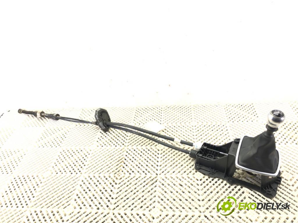 RENAULT LAGUNA III Grandtour (KT0/1) 2007 - 2015    2.0 dCi GT (KT11, KT1E, KT1N) 131 kW [178 KM] olej napędowy 2008 - 2015  Kulisa 8200743573F (Rýchlostné páky / kulisy)