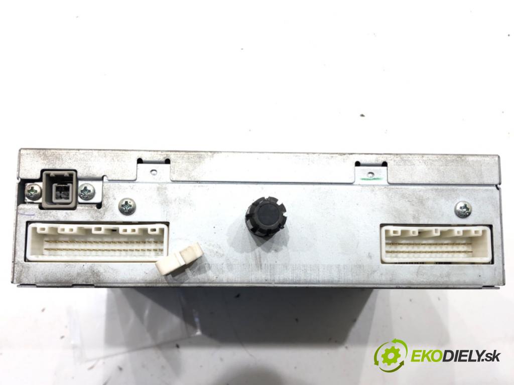 RENAULT LAGUNA III Grandtour (KT0/1) 2007 - 2015    2.0 dCi GT (KT11, KT1E, KT1N) 131 kW [178 KM] olej napędowy 2008 - 2015  čítač navigácie 259150003R (Ostatné)