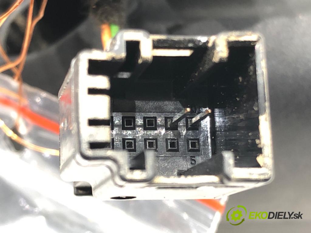 MINI MINI COUNTRYMAN (F60) 2016 - 2022    Cooper 100 kW [136 KM] benzyna 2016 - 2022  zpětné zrcátko vnitřní 9285372 (Světla vnitřní)