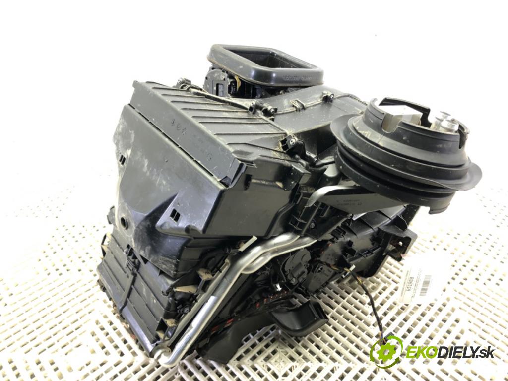 MINI MINI COUNTRYMAN (F60) 2016 - 2022    Cooper 100 kW [136 KM] benzyna 2016 - 2022  topné těleso radiátor topení komplet KOMBAJN 9383117 (Radiátory topení)