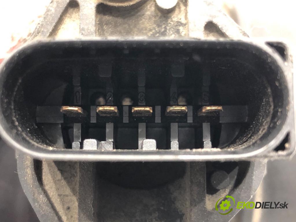 AUDI A6 C5 (4B2) 1997 - 2005    1.9 TDI 81 kW [110 KM] olej napędowy 1997 - 2000  Váha vzduchu 028906461 (Váhy vzduchu)