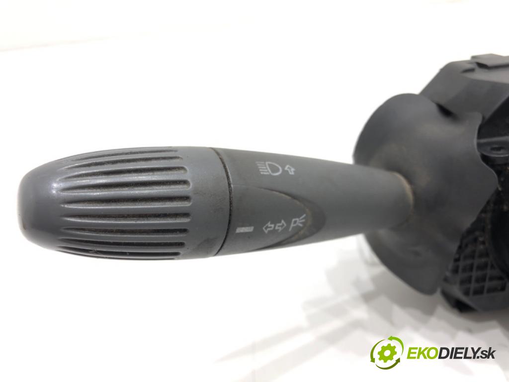 FIAT PANDA (169_) 2003 - 2022    1.1 (169.AXA1A) 40 kW [54 KM] benzyna 2003 - 2022  Prepínač kombinovaný 735360978 (Prepínače, spínače, tlačidlá a ovládače kúrenia)
