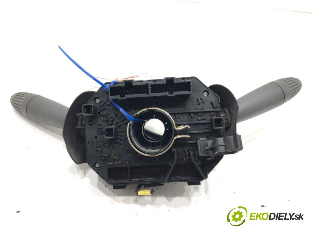 FIAT PANDA (169_) 2003 - 2022    1.1 (169.AXA1A) 40 kW [54 KM] benzyna 2003 - 2022  Prepínač kombinovaný 735360978 (Prepínače, spínače, tlačidlá a ovládače kúrenia)
