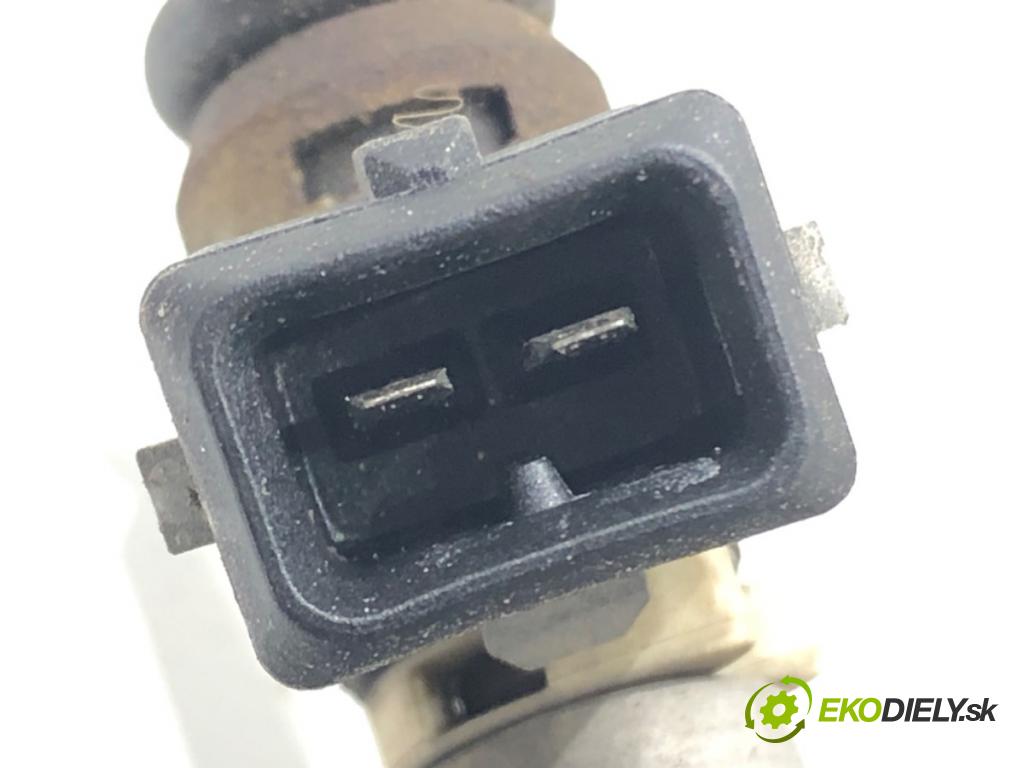 FIAT PANDA (169_) 2003 - 2022    1.1 (169.AXA1A) 40 kW [54 KM] benzyna 2003 - 2022  Lišta vstrekovacia  (Vstrekovacie lišty)