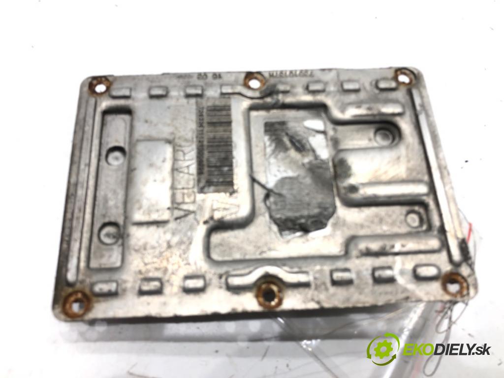 SAAB 9-5 (YS3E) 1997 - 2009    2.0 t 110 kW [150 KM] benzyna 1997 - 2009  Menič XENON 73010137M (Riadiace jednotky xenónu)