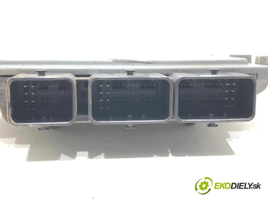 FORD MONDEO V sedan (CD) 2012 - 2022    2.0 Hybrid 103 kW [140 KM] Hybryda silnik benzynowy / elektryczny 2014 - 2022  riadiaca jednotka Motor DS7A-12A650-BF (Riadiace jednotky)