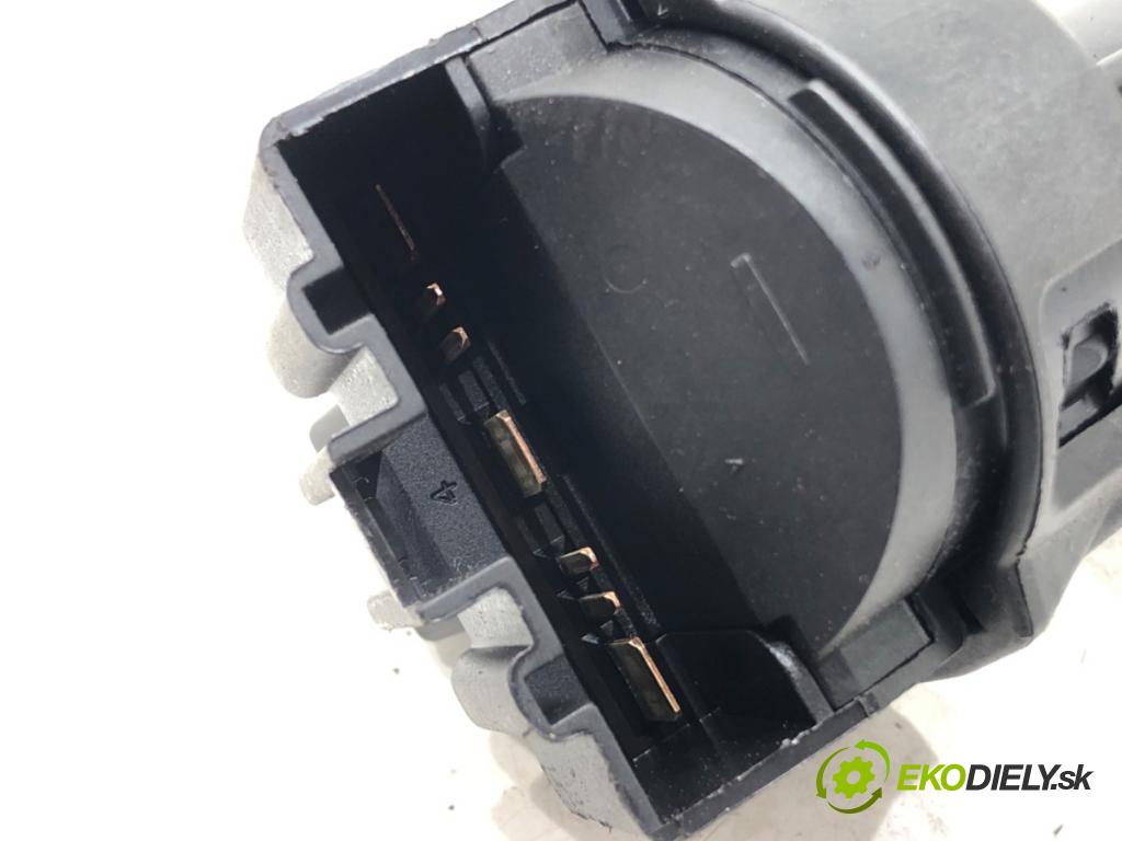 FORD MONDEO V sedan (CD) 2012 - 2022    2.0 Hybrid 103 kW [140 KM] Hybryda silnik benzynowy / elektryczny 2014 - 2022  spinačka DG9C-3F642-AC (Spínacie skrinky a kľúče)