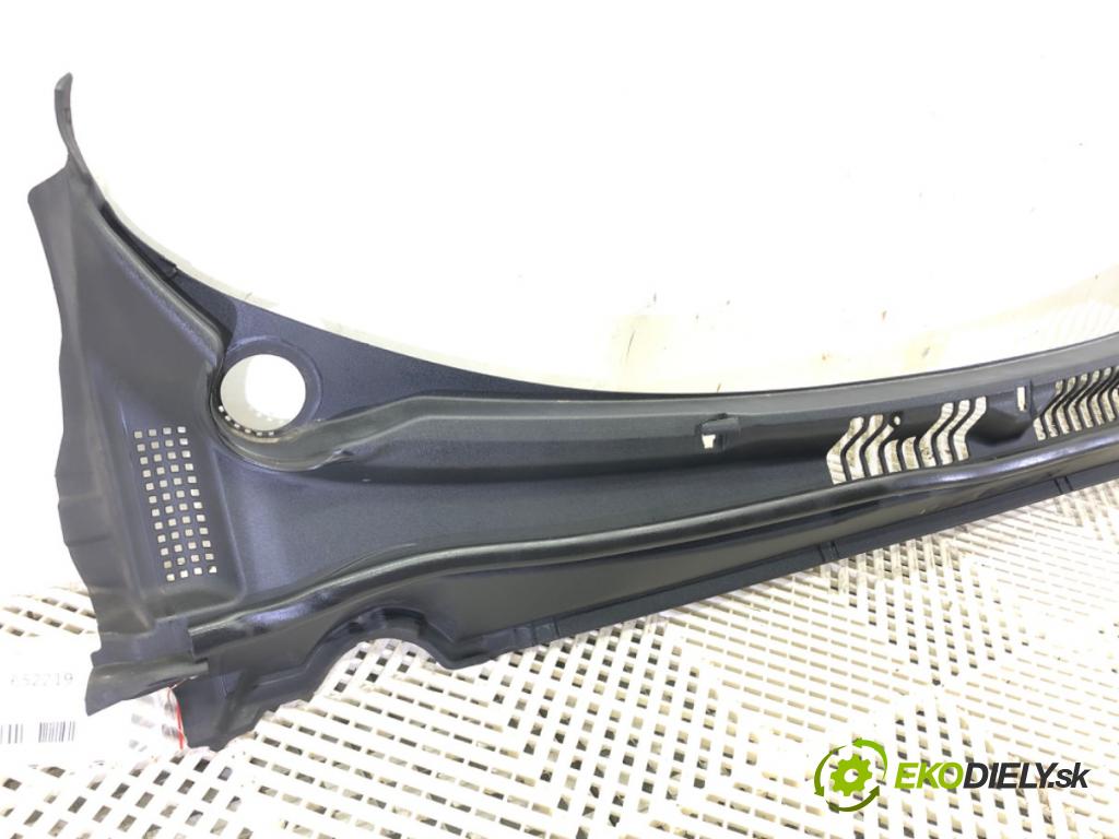 FORD MONDEO V sedan (CD) 2012 - 2022    2.0 Hybrid 103 kW [140 KM] Hybryda silnik benzynowy / elektryczny 2014 - 2022  Torpédo, plast pod čelné okno DS73-F02216-AE (Torpéda)