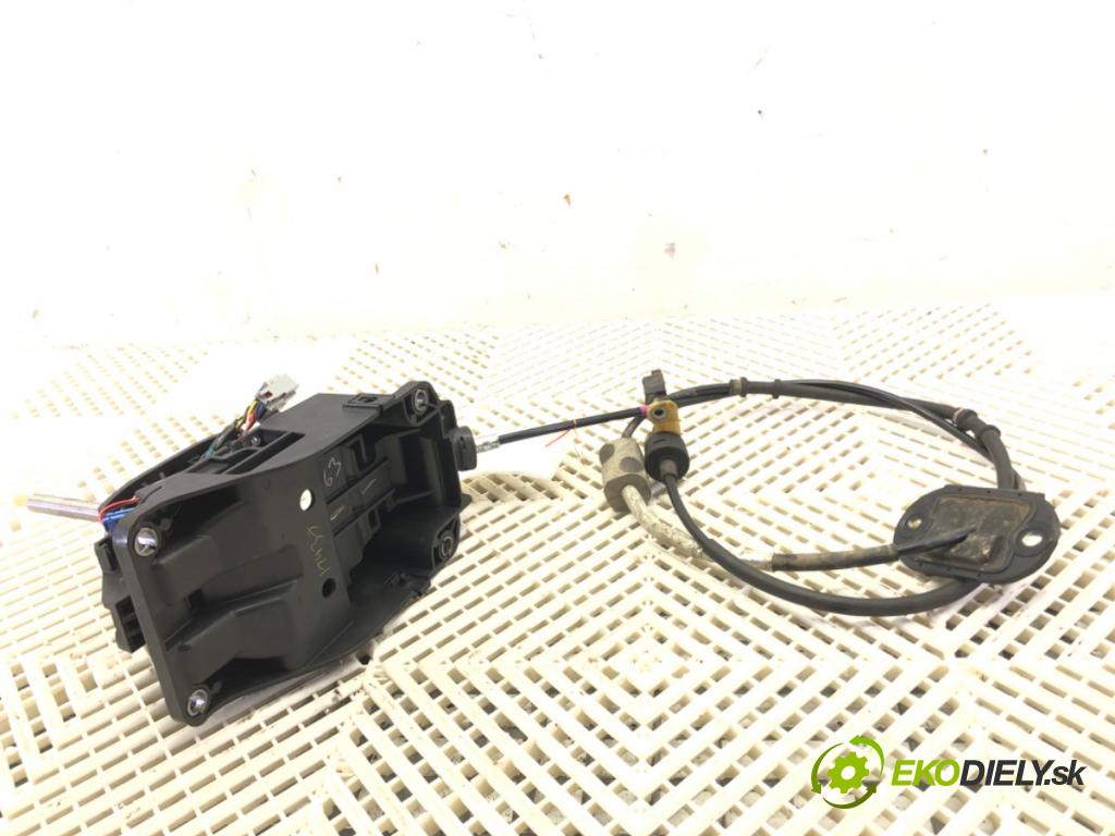 FORD MONDEO V sedan (CD) 2012 - 2022    2.0 Hybrid 103 kW [140 KM] Hybryda silnik benzynowy / elektryczny 2014 - 2022  Kulisa DG98-7K004-AD (Rýchlostné páky / kulisy)