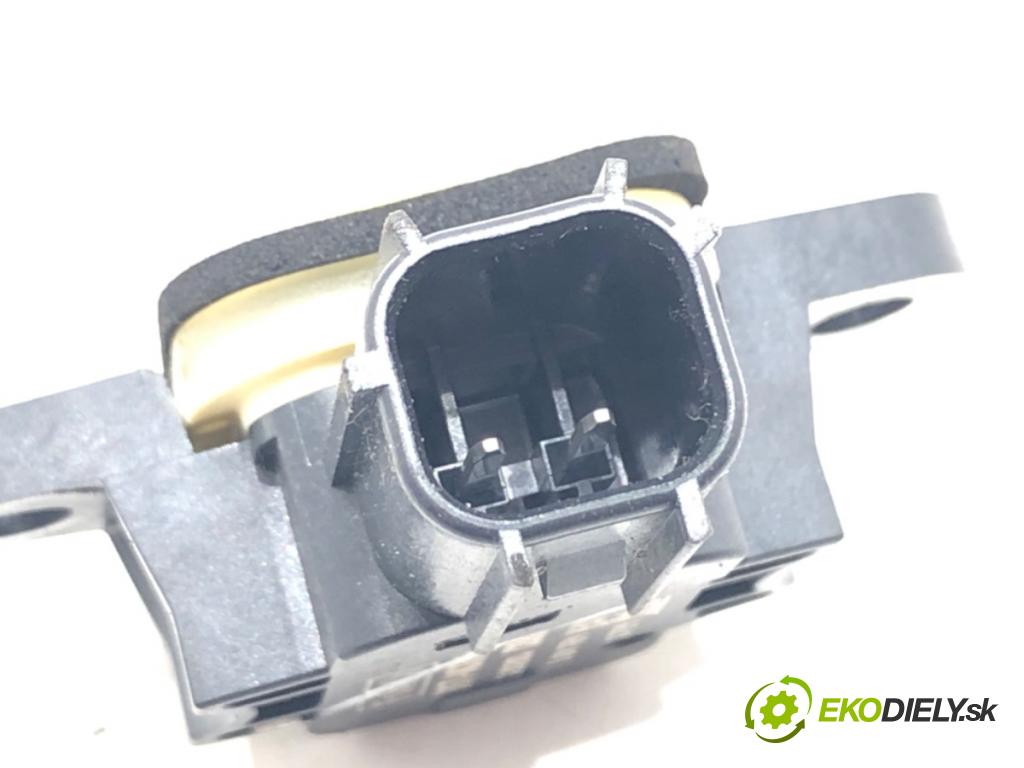 FORD MONDEO V sedan (CD) 2012 - 2022    2.0 Hybrid 103 kW [140 KM] Hybryda silnik benzynowy / elektryczny 2014 - 2022  Snímač nárazu DS7T-14C676-AA (Snímače nárazu)