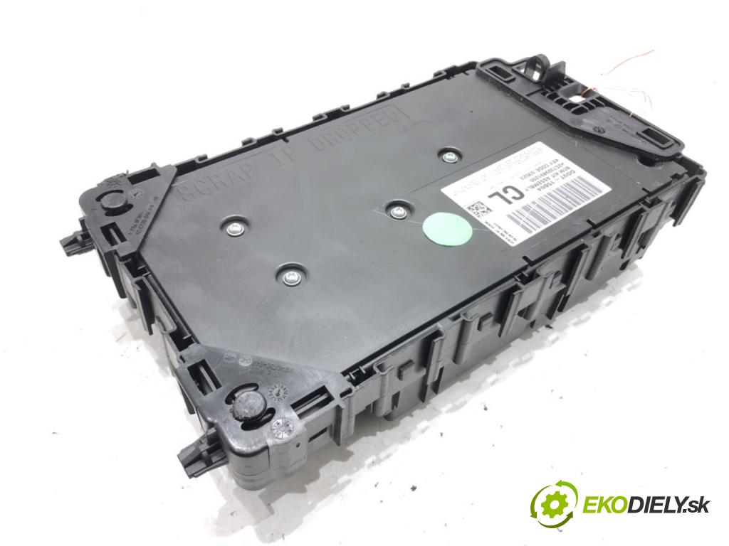 FORD MONDEO V sedan (CD) 2012 - 2022    2.0 Hybrid 103 kW [140 KM] Hybryda silnik benzynowy / elektryczny 2014 - 2022  skříňka poistková DG9T-15604-CL (Pojistkové skříňky)