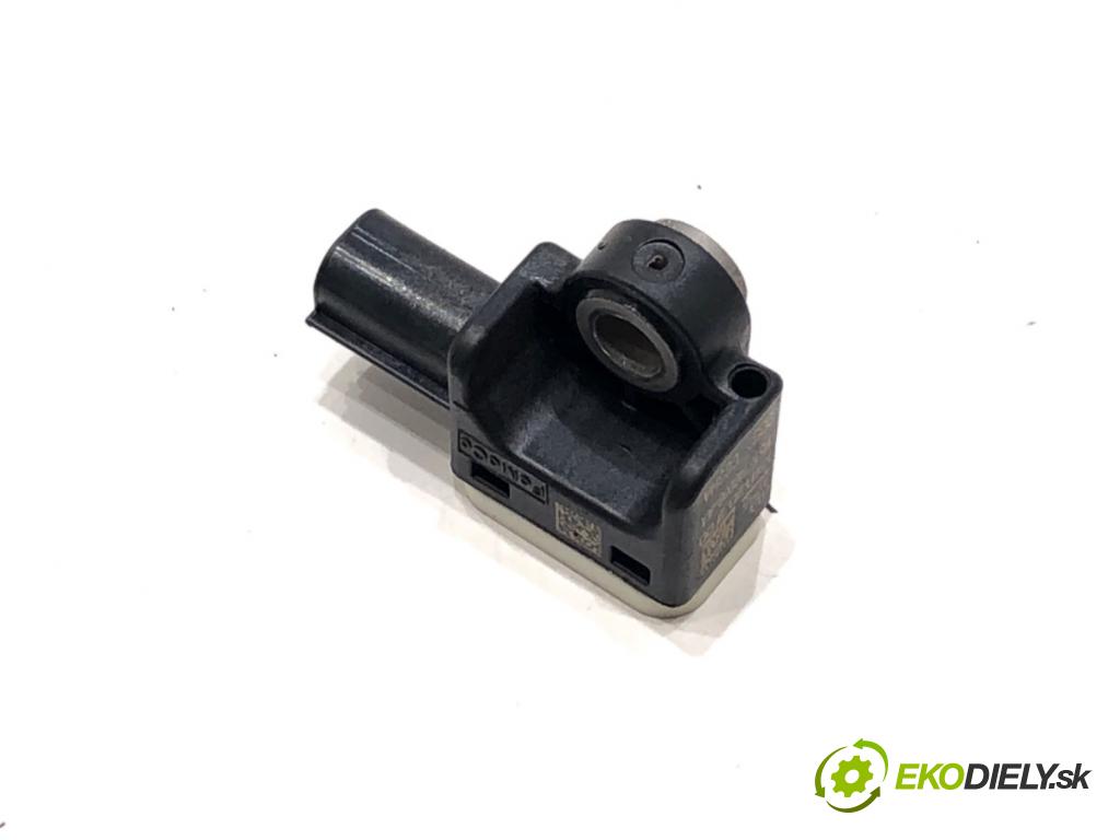 FORD MONDEO V sedan (CD) 2012 - 2022    2.0 Hybrid 103 kW [140 KM] Hybryda silnik benzynowy / elektryczny 2014 - 2022  Snímač nárazu CM5T-14B006-AA (Snímače nárazu)