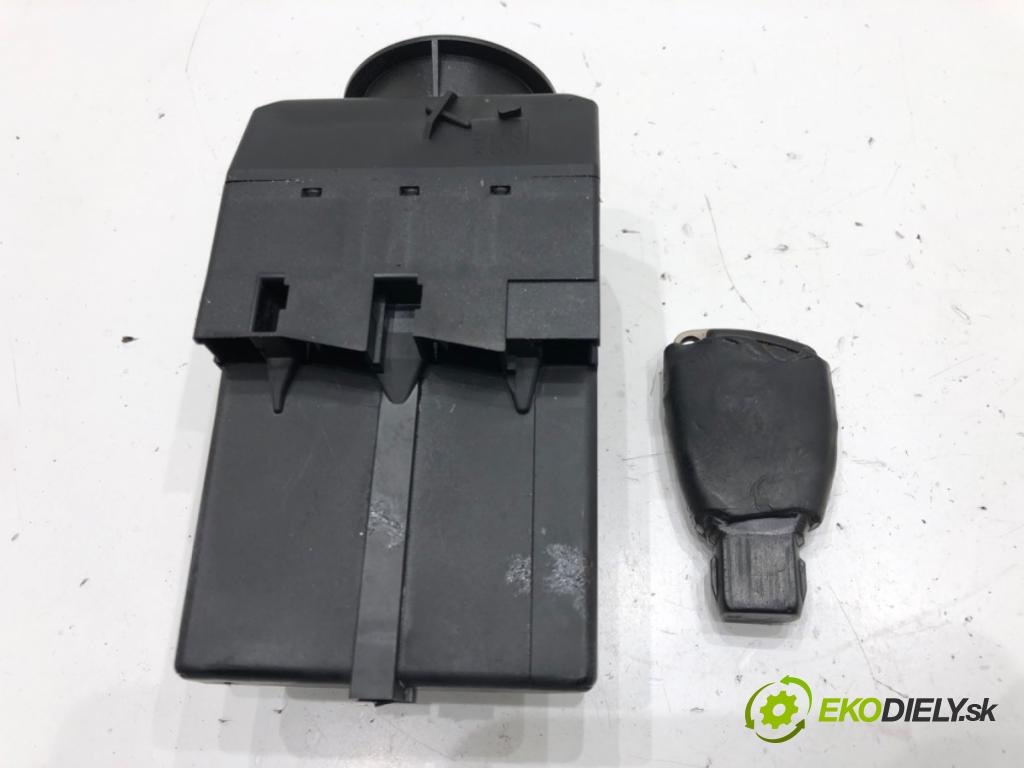 MERCEDES-BENZ VITO Autobus (W639) 2003 - 2022    111 CDI (639.701, 639.703, 639.705) 80 kW [109 KM] olej napędowy 2003 - 2022  spinačka 6395450108 (Spínacie skrinky a kľúče)