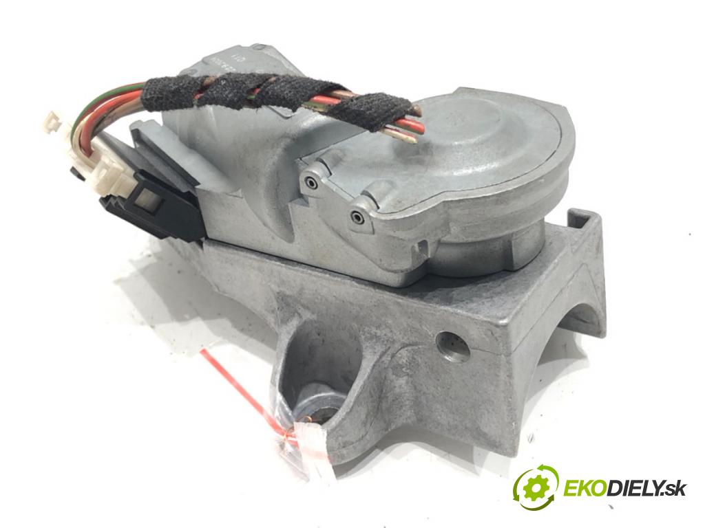 MERCEDES-BENZ VITO Autobus (W639) 2003 - 2022    111 CDI (639.701, 639.703, 639.705) 80 kW [109 KM] olej napędowy 2003 - 2022  blokáda volantu A2034621130 (Ostatné)