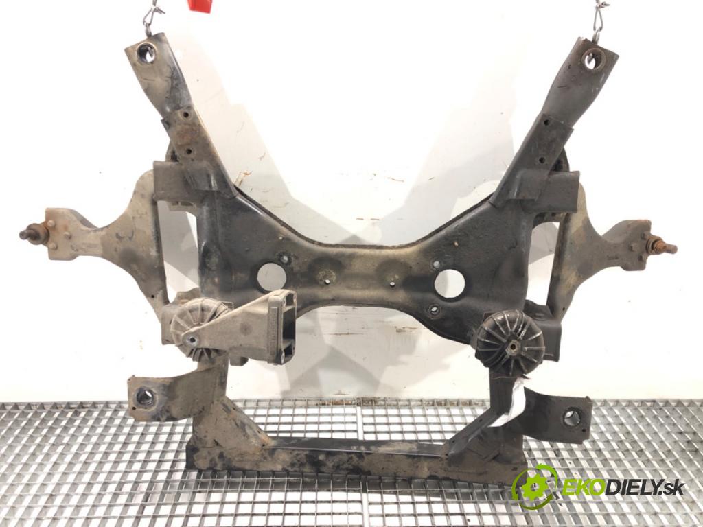 MERCEDES-BENZ VITO Autobus (W639) 2003 - 2022    111 CDI (639.701, 639.703, 639.705) 80 kW [109 KM] olej napędowy 2003 - 2022  výztuha pod motor  (Výztuhy přední)