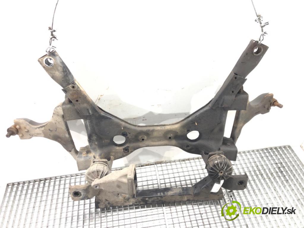 MERCEDES-BENZ VITO Autobus (W639) 2003 - 2022    111 CDI (639.701, 639.703, 639.705) 80 kW [109 KM] olej napędowy 2003 - 2022  výztuha pod motor  (Výztuhy přední)