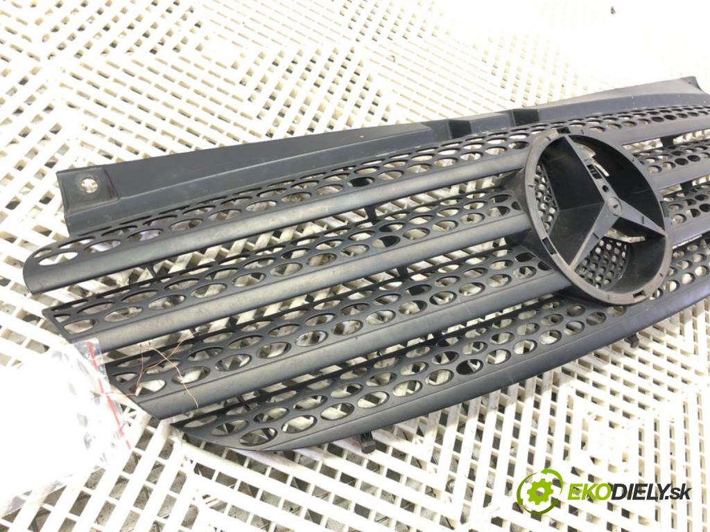 MERCEDES-BENZ VITO Autobus (W639) 2003 - 2022    111 CDI (639.701, 639.703, 639.705) 80 kW [109 KM] olej napędowy 2003 - 2022  mřížka maska A6398800185 (Mřížky (masky) chladičů)