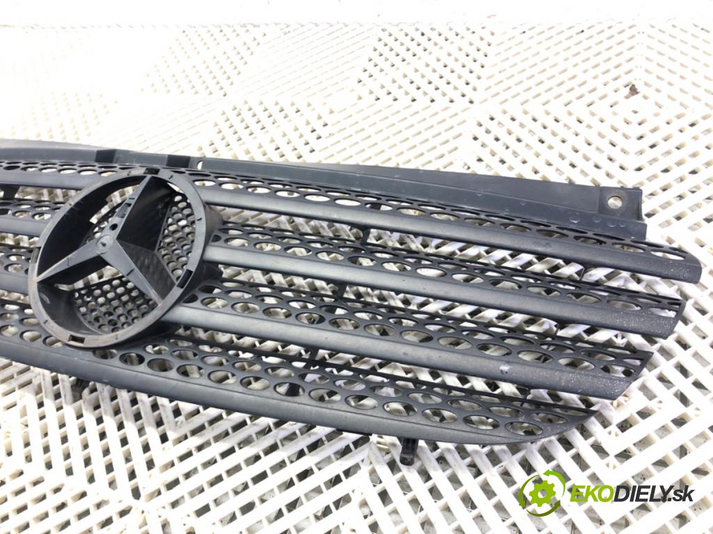 MERCEDES-BENZ VITO Autobus (W639) 2003 - 2022    111 CDI (639.701, 639.703, 639.705) 80 kW [109 KM] olej napędowy 2003 - 2022  mřížka maska A6398800185 (Mřížky (masky) chladičů)