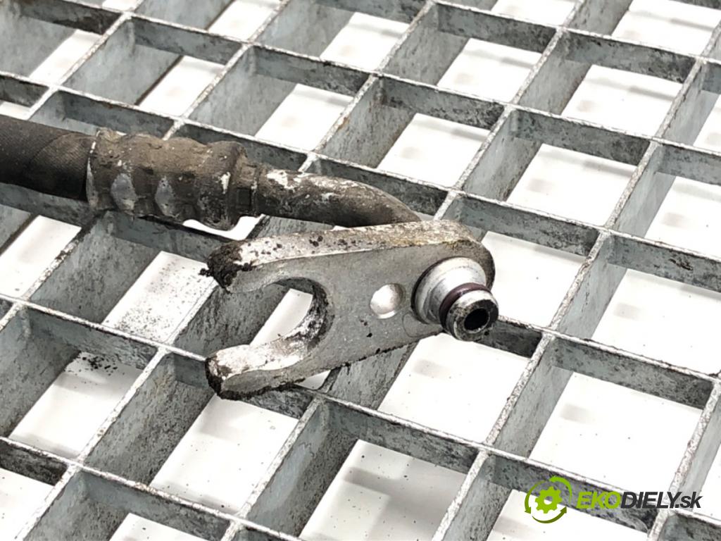 MERCEDES-BENZ VITO Autobus (W639) 2003 - 2022    111 CDI (639.701, 639.703, 639.705) 80 kW [109 KM] olej napędowy 2003 - 2022  rúrka klimatizácie  (Rúrky klimatizácie)