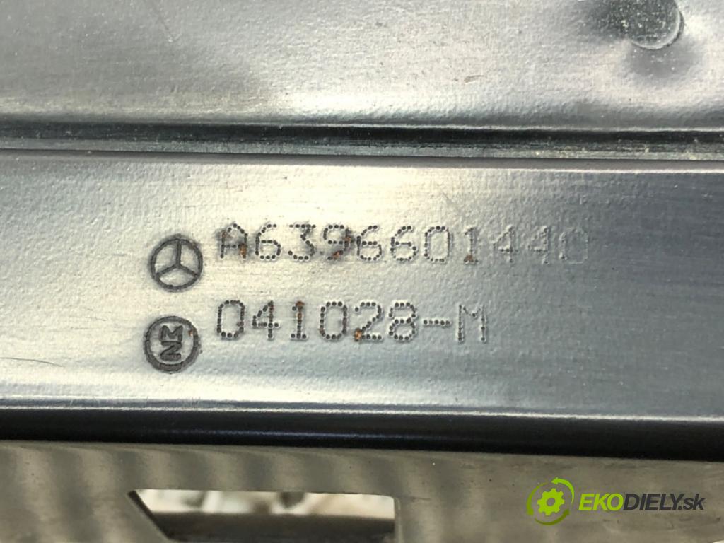 MERCEDES-BENZ VITO Autobus (W639) 2003 - 2022    111 CDI (639.701, 639.703, 639.705) 80 kW [109 KM] olej napędowy 2003 - 2022  Obal sedačky pravého A6396601440