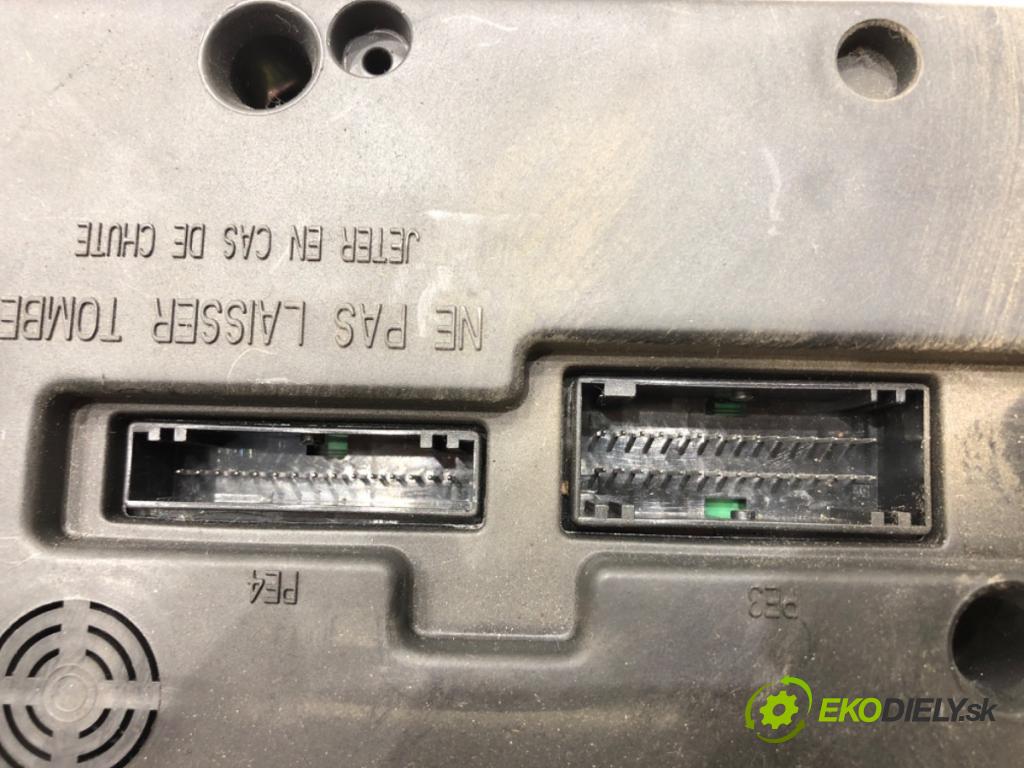 RENAULT SCÉNIC I nadwozie wielkoprzestrzenne (MPV) (JA0/1_, FA0_) 1999 - 2010    1.8 16V (JA12, JA1R, JA1M, JA1A) 85 kW [115 KM] benzyna 2001 - 2003  modul BSI 8200029342B (Pojistkové skříňky)