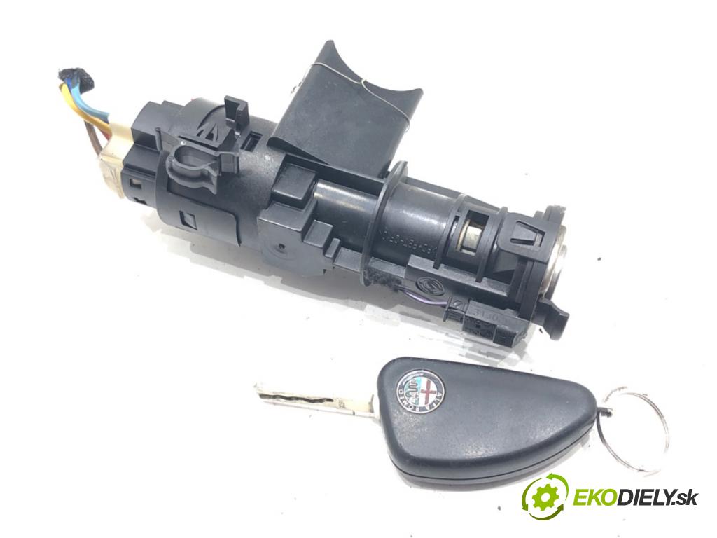 ALFA ROMEO 147 (937_) 2000 - 2010    2.0 16V T.SPARK (937.AXA1, 937.AXC1, 937.BXC1) 110 kW [150 KM] benzyna 2001 - 2010  spinačka  (Spínacie skrinky a kľúče)