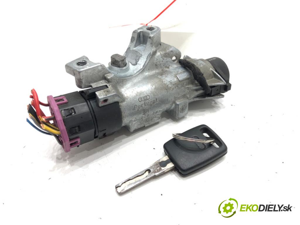 AUDI A4 B5 (8D2) 1994 - 2001    1.8 92 kW [125 KM] benzyna 1994 - 2000  spinačka 4D0905851E (Spínacie skrinky a kľúče)