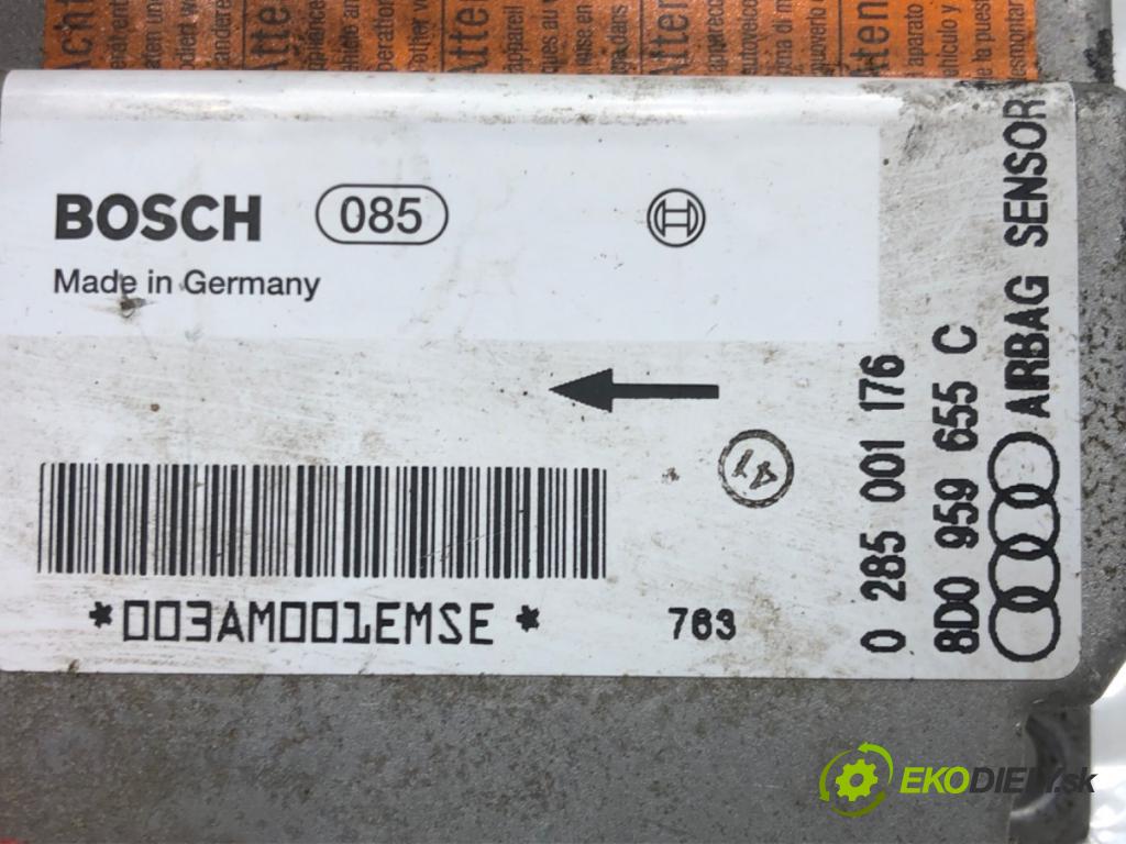 AUDI A4 B5 (8D2) 1994 - 2001    1.8 92 kW [125 KM] benzyna 1994 - 2000  senzor airbag 8D0959655C (Snímače)
