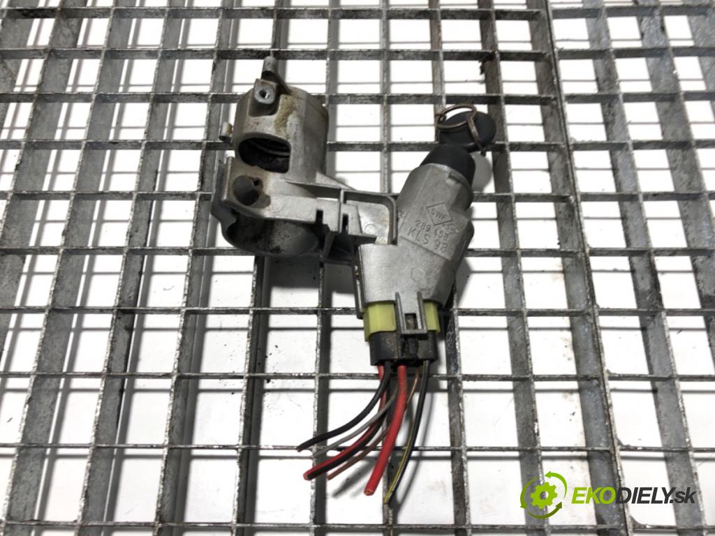 VW TRANSPORTER IV Autobus (70B, 70C, 7DB, 7DK, 70J, 70K, 7DC, 7 1990 - 2004    1.9 TD 50 kW [68 KM] olej napędowy 1992 - 2003  spinačka 701905851 (Spínacie skrinky a kľúče)