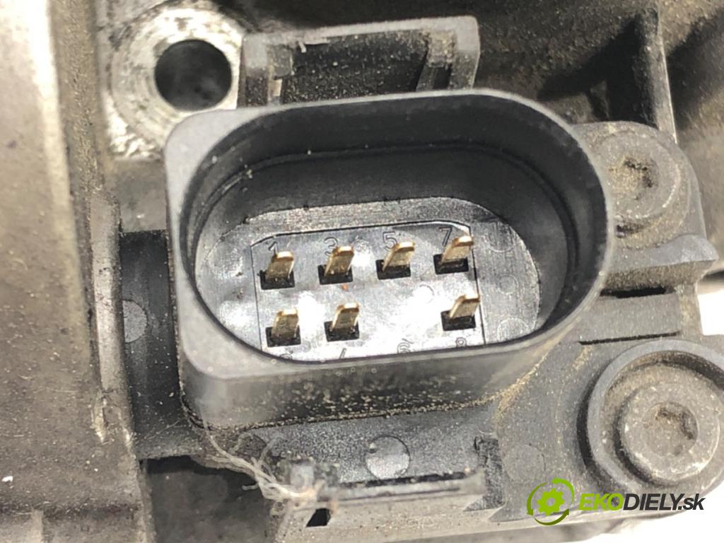 AUDI A4 B5 Avant (8D5) 1994 - 2002    1.8 T 110 kW [150 KM] benzyna 1996 - 2001  Škrtiaca klapka  (Škrtiace klapky)