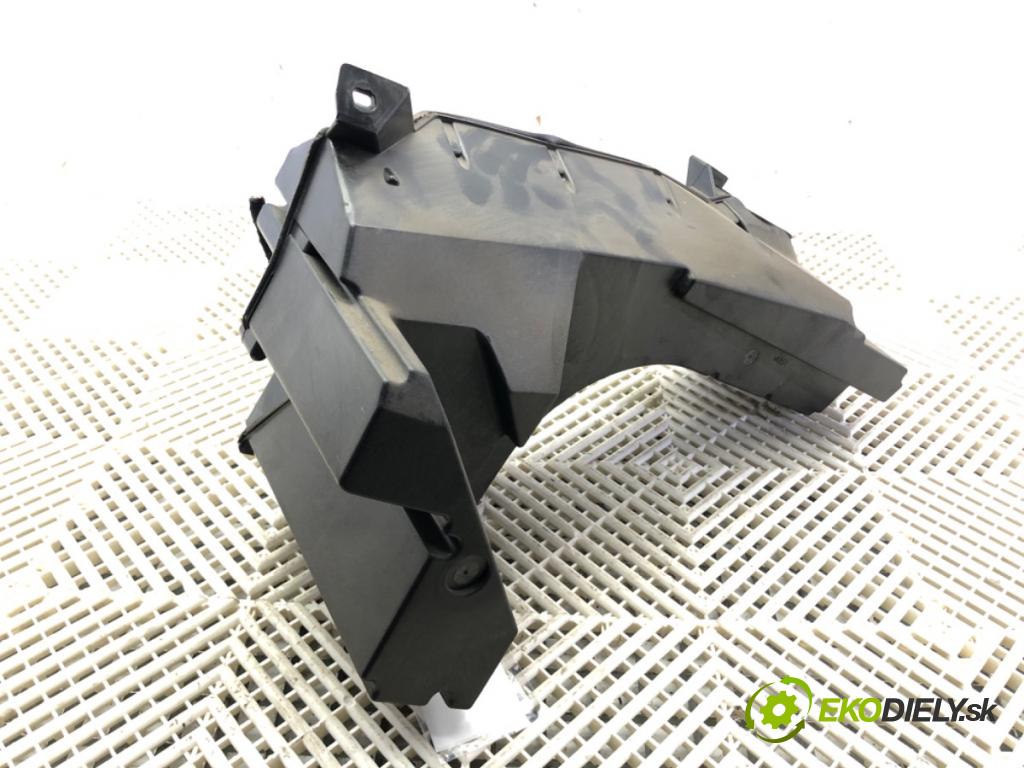 AUDI A6 C5 (4B2) 1997 - 2005    1.8 92 kW [125 KM] benzyna 1997 - 2005  subwoofer 4B5035382 (Audio zariadenia)