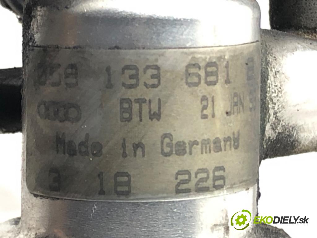 AUDI A6 C5 (4B2) 1997 - 2005    1.8 92 kW [125 KM] benzyna 1997 - 2005  Lišta vstrekovacia 058133551F (Vstrekovacie lišty)