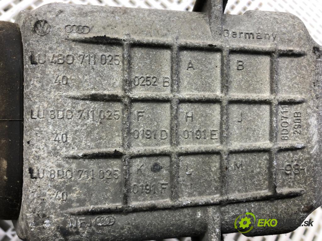 AUDI A6 C5 (4B2) 1997 - 2005    1.8 92 kW [125 KM] benzyna 1997 - 2005  Kulisa 4B0711025 (Rýchlostné páky / kulisy)