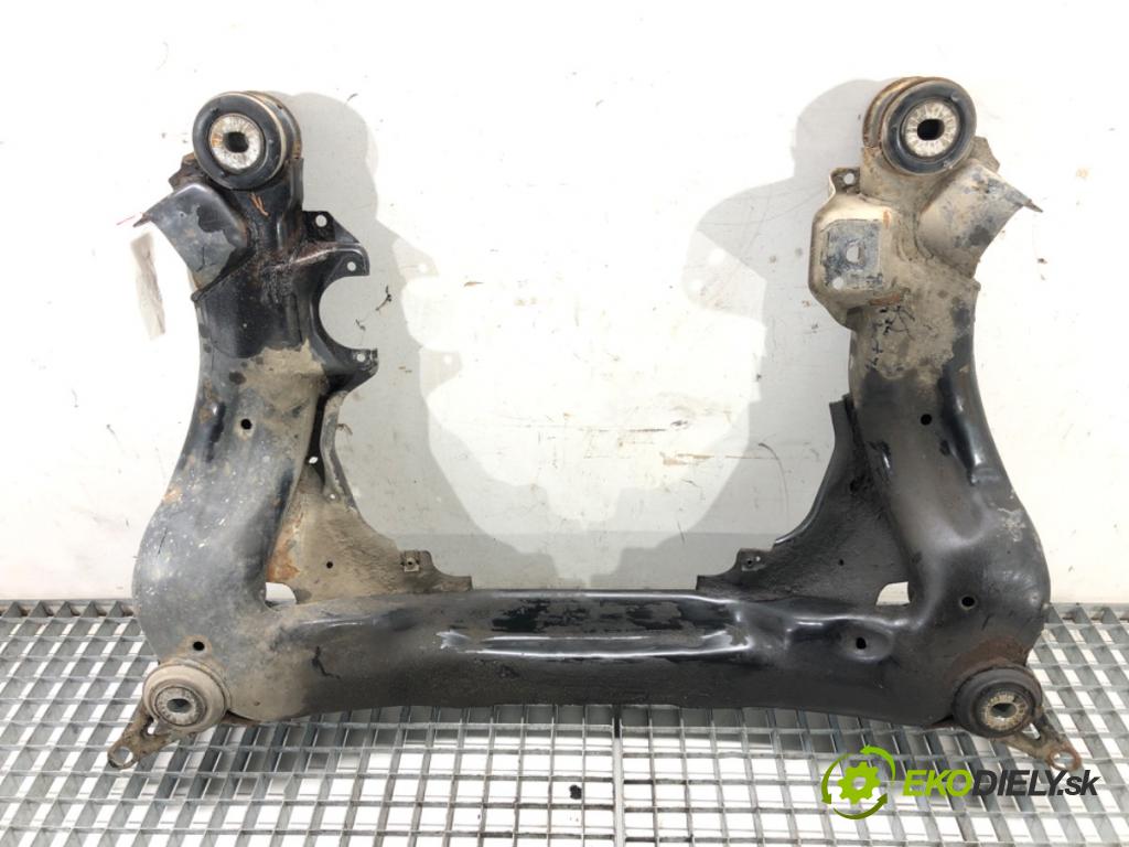 AUDI A6 C5 (4B2) 1997 - 2005    1.8 92 kW [125 KM] benzyna 1997 - 2005  výztuha pod motor  (Výztuhy přední)