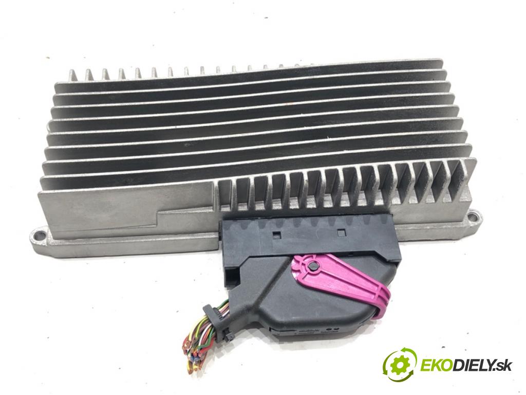 AUDI A4 B8 Avant (8K5) 2007 - 2015    1.8 TFSI 118 kW [160 KM] benzyna 2007 - 2012  Zosilňovač 8R0035223F (Zosilňovače)