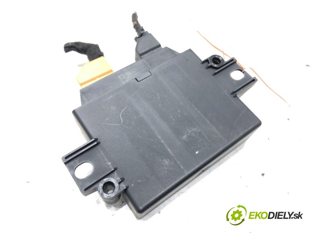 AUDI A4 B8 Avant (8K5) 2007 - 2015    1.8 TFSI 118 kW [160 KM] benzyna 2007 - 2012  Modul PDC 8K0919475H (Ostatné)