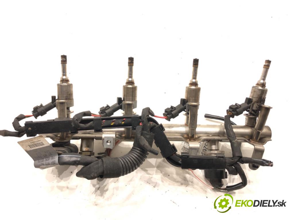 AUDI A4 B8 Avant (8K5) 2007 - 2015    1.8 TFSI 118 kW [160 KM] benzyna 2007 - 2012  Lišta vstrekovacia 06H906036H (Vstrekovacie lišty)