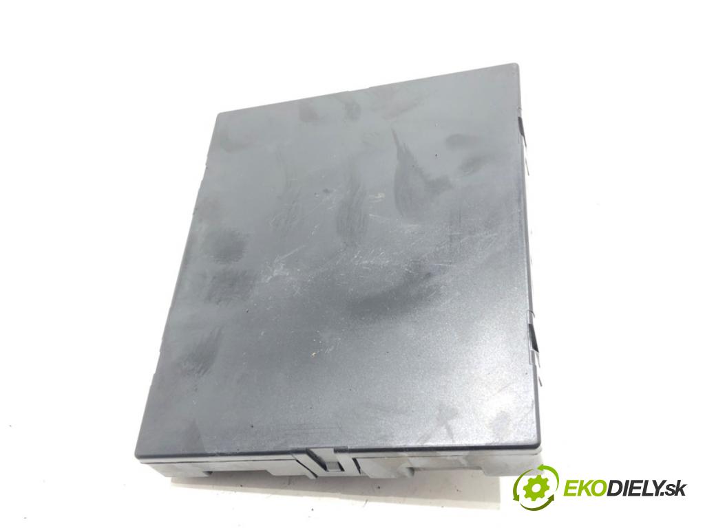 AUDI A4 B8 Avant (8K5) 2007 - 2015    1.8 TFSI 118 kW [160 KM] benzyna 2007 - 2012  Modul komfortu 8K0907064DP (Moduly komfortu)