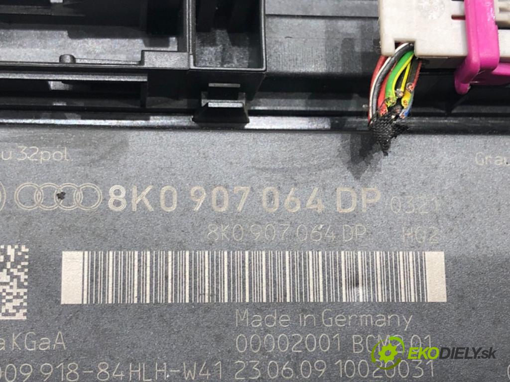 AUDI A4 B8 Avant (8K5) 2007 - 2015    1.8 TFSI 118 kW [160 KM] benzyna 2007 - 2012  Modul komfortu 8K0907064DP (Moduly komfortu)
