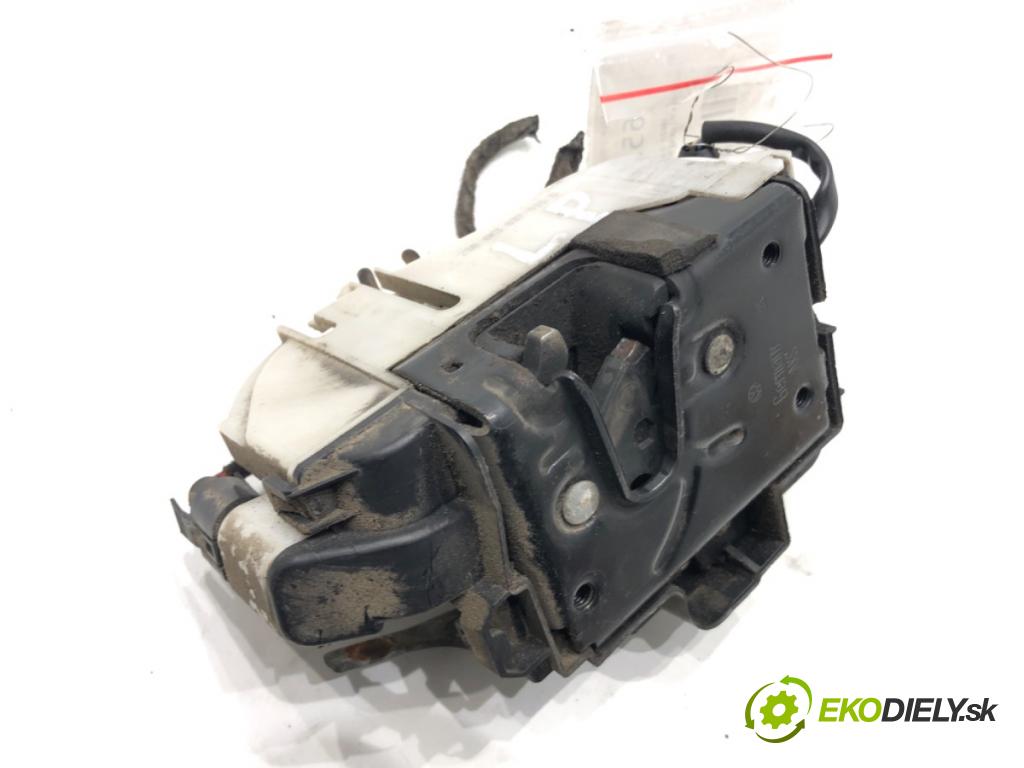 SEAT IBIZA II (6K1) 1993 - 2002    1.9 TDI 81 kW [110 KM] olej napędowy 1997 - 2002  zámok dveře levý přední část 6K3837015D