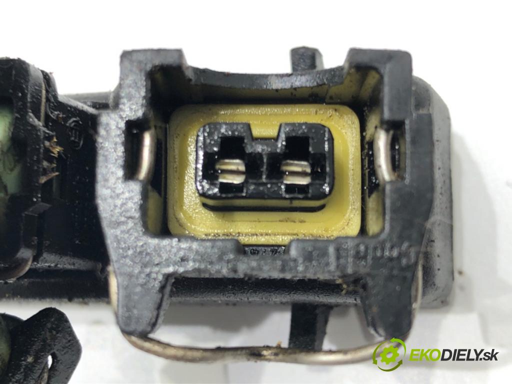 BMW 5 (E39) 1995 - 2003    523 i 125 kW [170 KM] benzyna 1995 - 2000  Lišta vstrekovacia 1436110 (Vstrekovacie lišty)