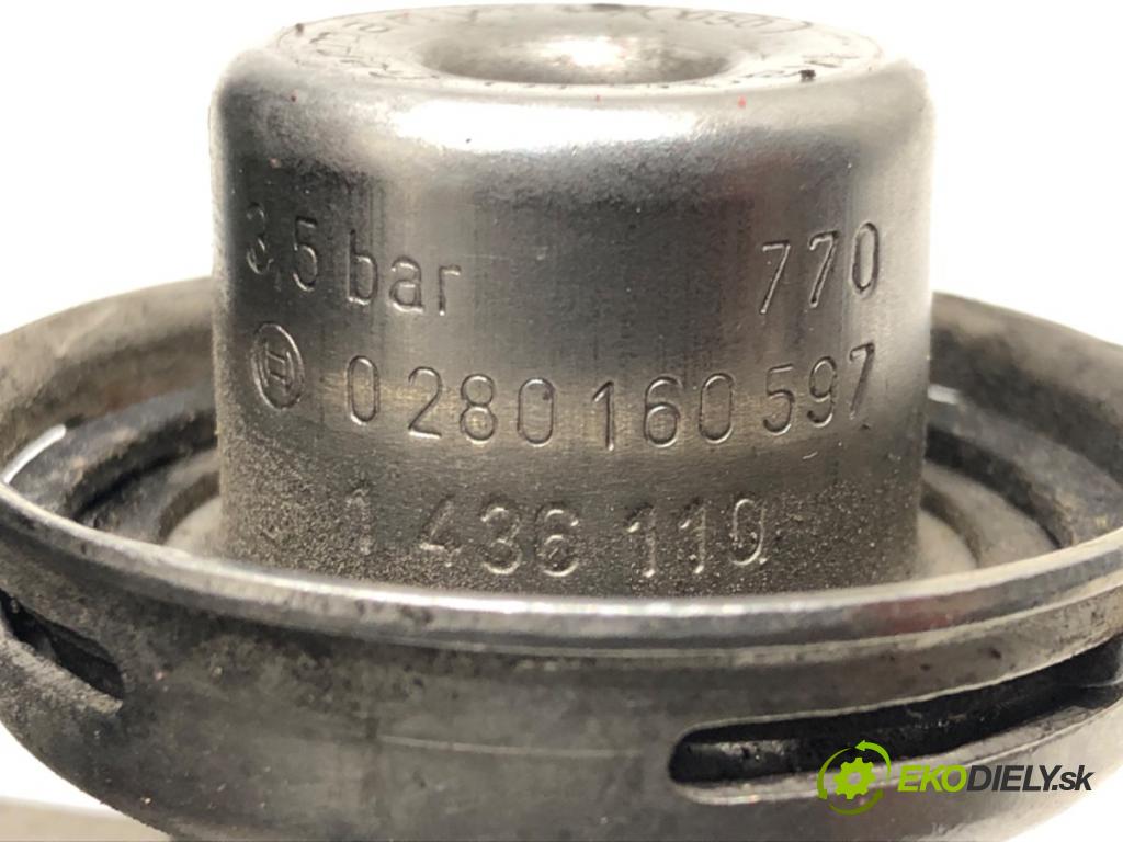 BMW 5 (E39) 1995 - 2003    523 i 125 kW [170 KM] benzyna 1995 - 2000  Lišta vstrekovacia 1436110 (Vstrekovacie lišty)