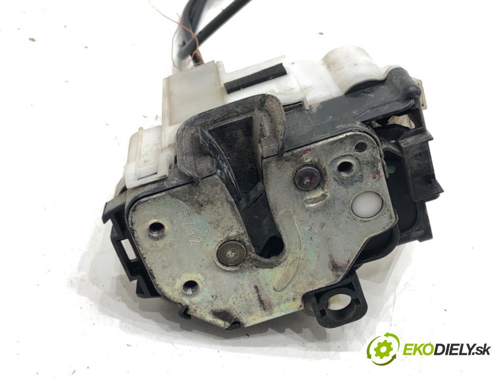 FIAT PANDA (169_) 2003 - 2022    1.1 (169.AXA1A) 40 kW [54 KM] benzyna 2003 - 2022  zámok dveře levý přední část 46803511