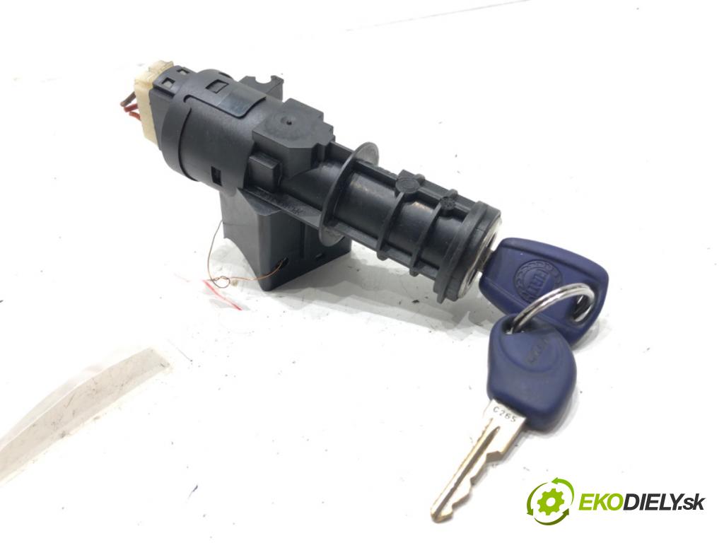 FIAT PANDA (169_) 2003 - 2022    1.1 (169.AXA1A) 40 kW [54 KM] benzyna 2003 - 2022  spinačka  (Spínacie skrinky a kľúče)